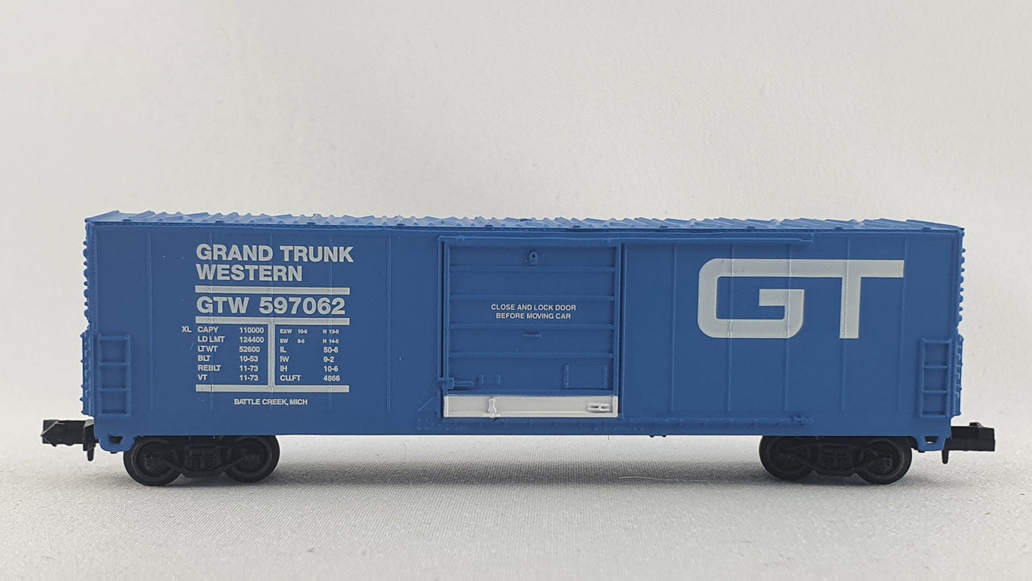 Life Like 7323 GTW Box Car 50foot OVP (DG224)
