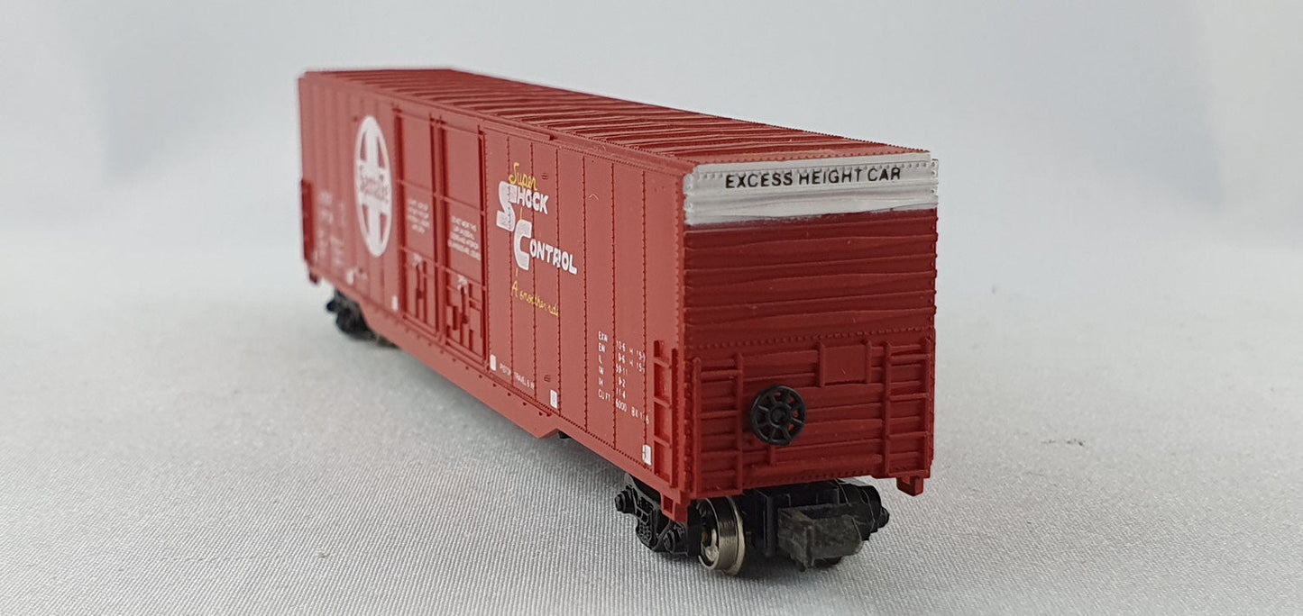 Con Cor 5551 1-4 ATSF Box Car 60 foot (DG567)