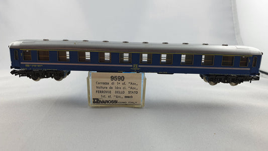 Wagon express Rivarossi 9590 FS dans son emballage d'origine (DP64/1)