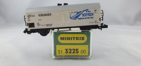 Minitrix 51 3225 00 DB Kühlwagen "Seefisch" (AGW1)
