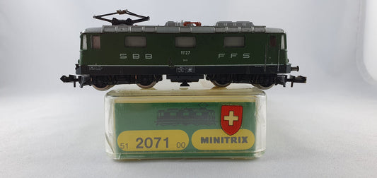 Minitrix 51 2071 00 SBB Re 4/4 mit 1 Pantograph OVP E-Lok (WL11)