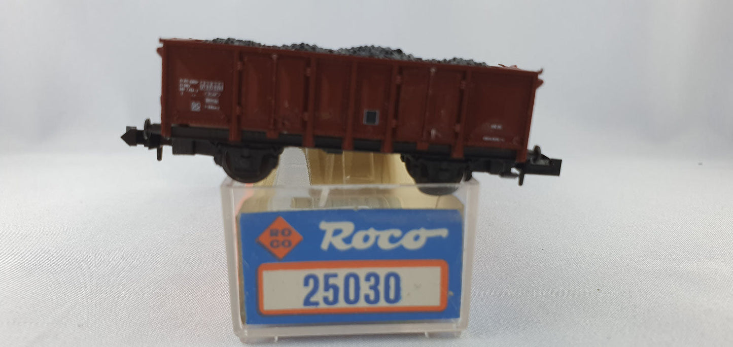 Roco 25030 SNCF off. Güterwagen OVP (E2750)