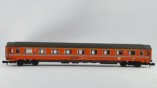 Roco 24460 ÖBB Schnellzugwagen "Eurofima" (E5813)