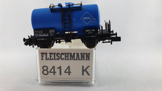 Wagon-citerne Fleischmann 8414 DB avec plate-forme de serre-frein « Aral » OVP (DG246) 