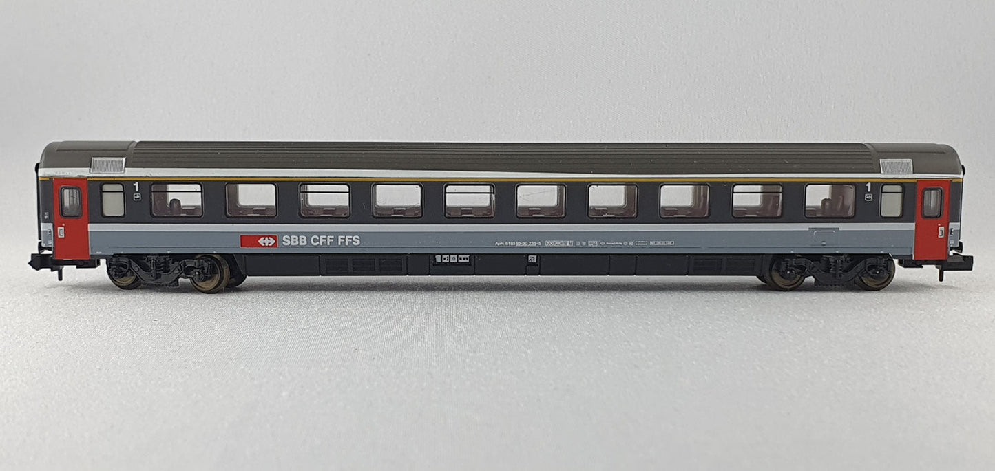 Minitrix 13365 SBB EC Grossraumwagen 1. Kl. (DP437)