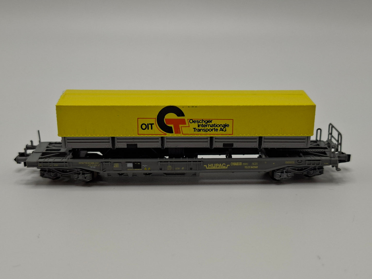 Staiber / Roco 25148-2 Wagon poche Hupac, avec semi-remorque « Oeschger Internationale Transporte AG » (MGN14)