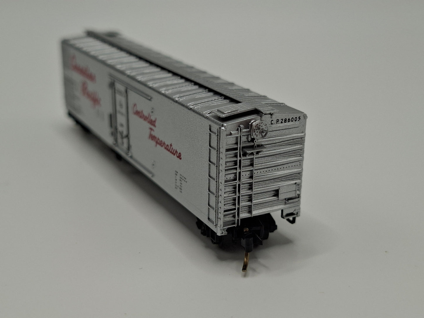 Micro Trains 69030 CP Kühlwagen Stahl 51 Fuss OVP (E US48)