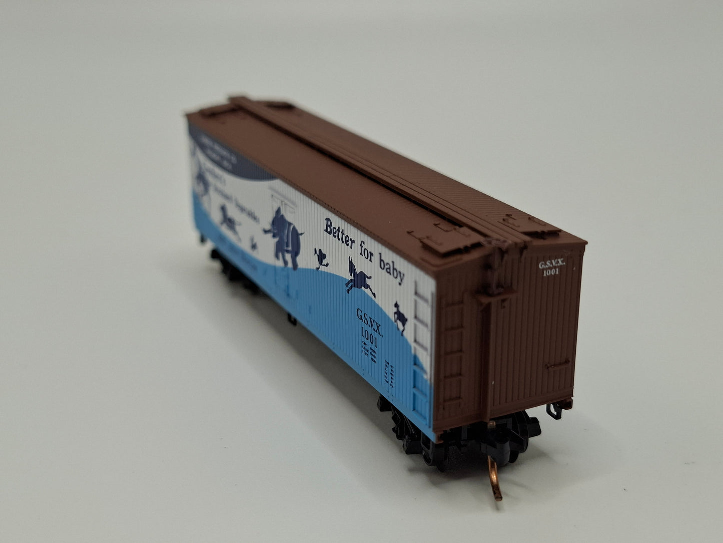 Micro Trains 49330 GSVX Kühlwagen Holz 40 Fuss "Better for baby" OVP (E US93)