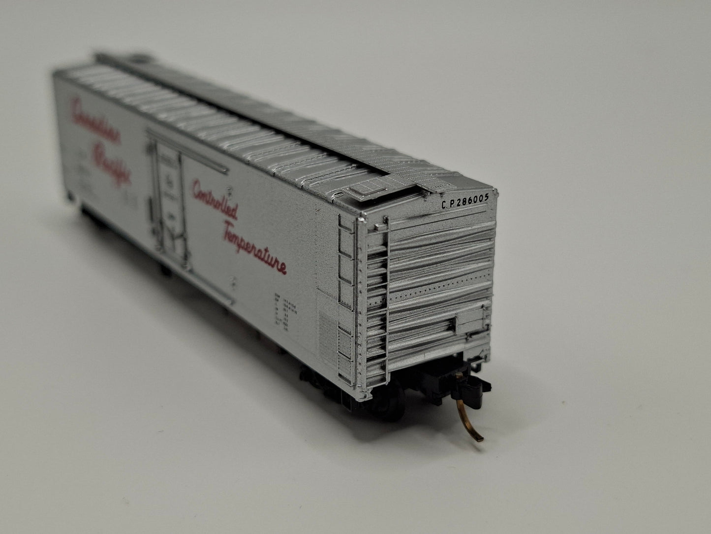 Micro Trains 69030 CP Kühlwagen Stahl 51 Fuss OVP (E US48)