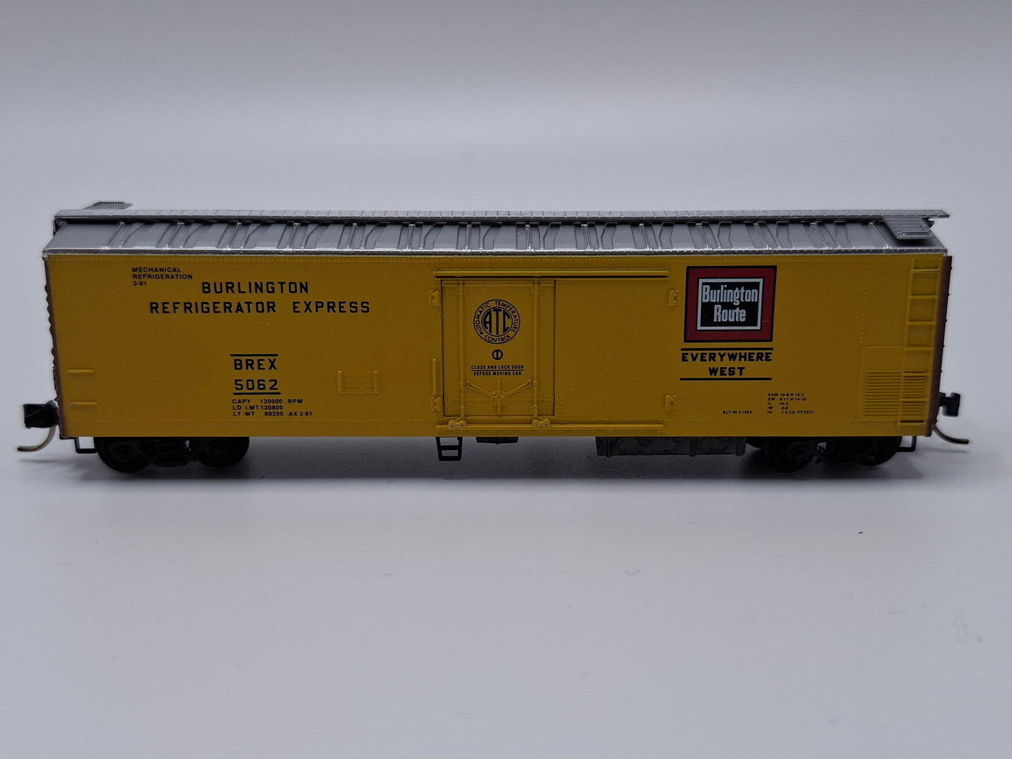 Micro Trains 69040 Brex Kühlwagen Stahl 51 Fuss OVP (E US33)