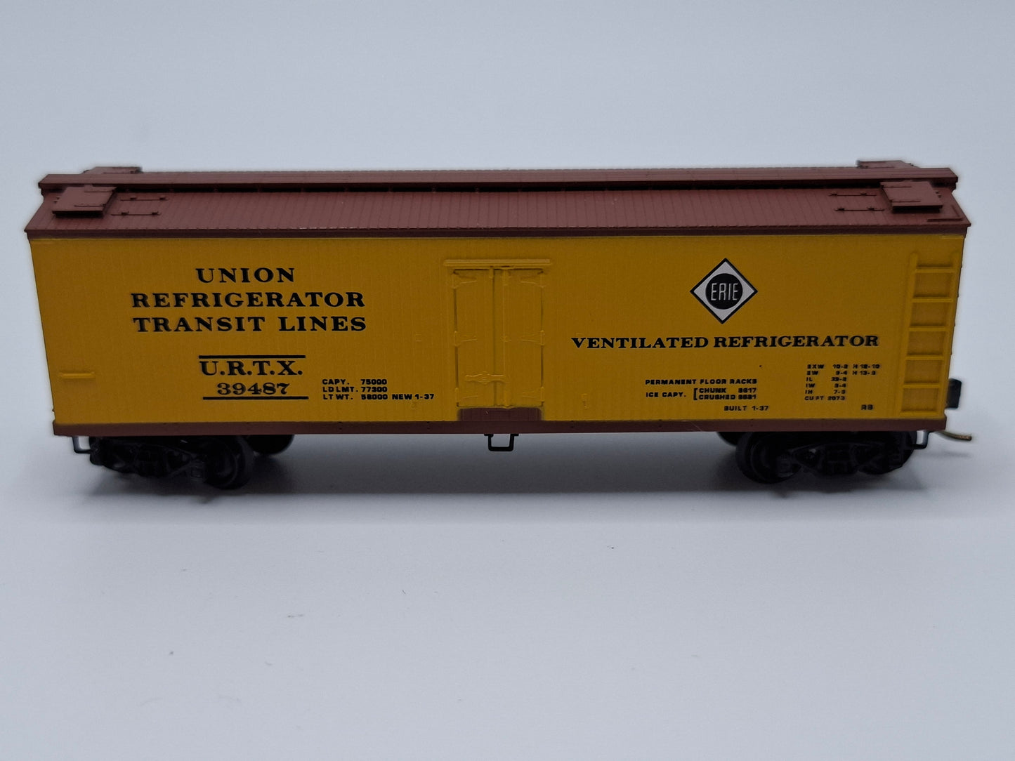Micro Trains 47320 URTX Kühlwagen Holz OVP (E US85)