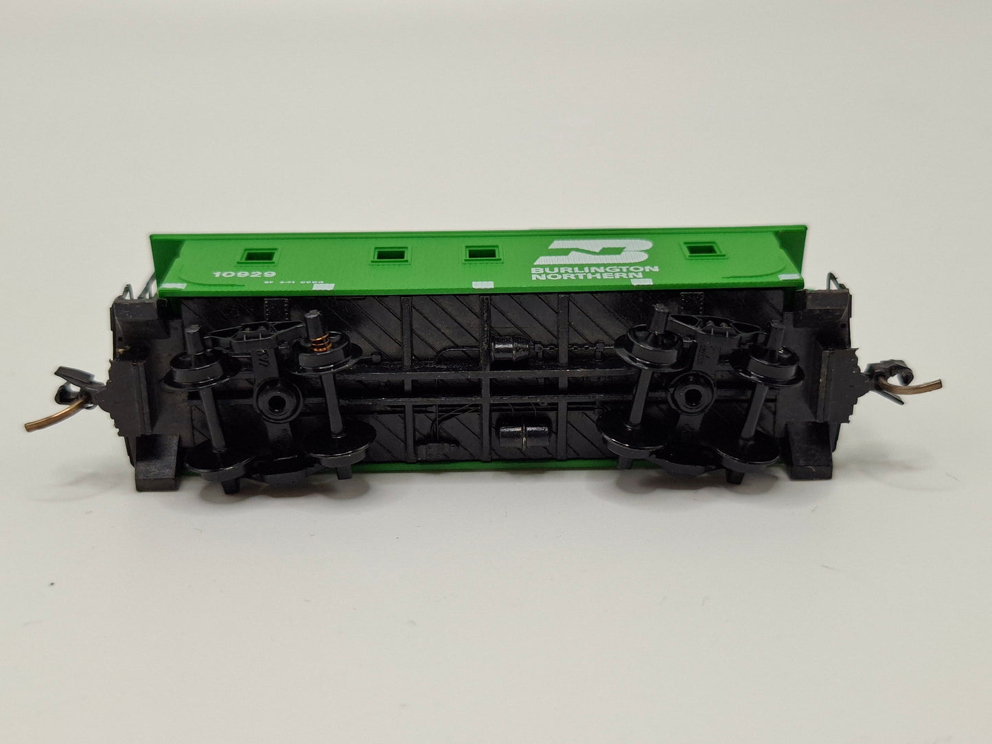 Micro Trains 50050 BN Caboose OVP (E US23)