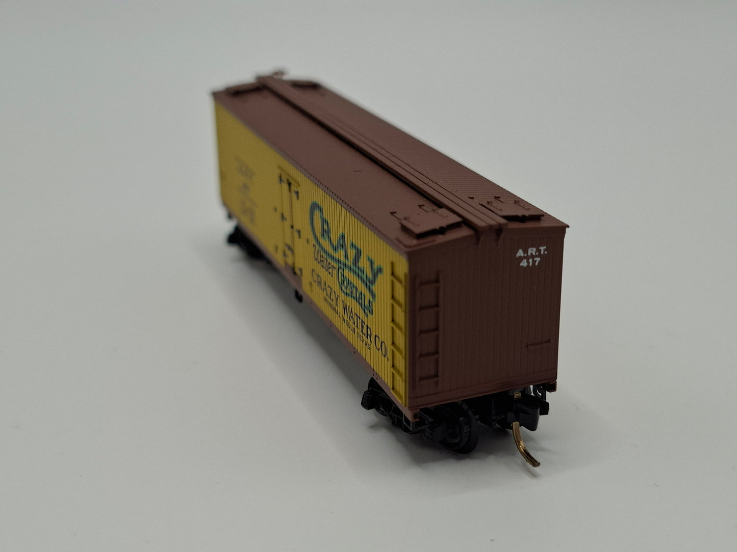 Micro Trains 49230 ART Kühlwagen "Crazy Water Crystals" 40 Fuss OVP (E US39)