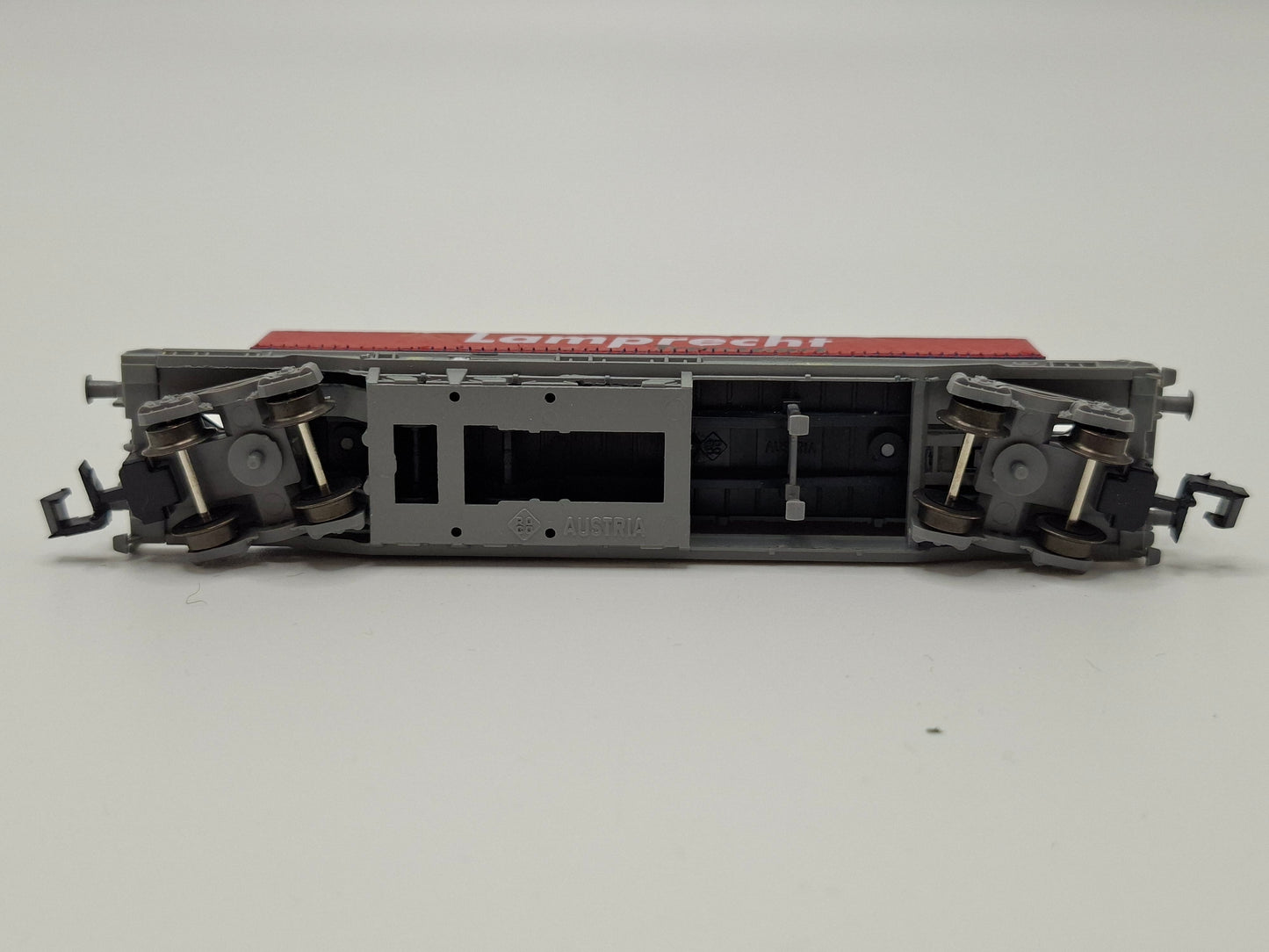 Staiber / Roco 25148-2 Hupac Pocket Wagon, with "Lamprecht Transport" trailer (MGN13)
